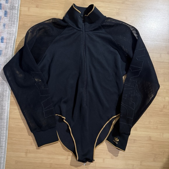 adidas Tops - Adidas X Ivy Park Women's Size 1X Black Mesh Poof Sleeve Bodysuit Gold Beyoncé